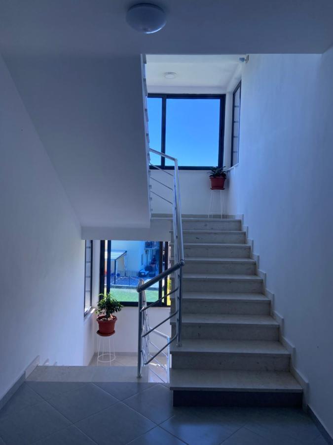 Sun Roll Apartment